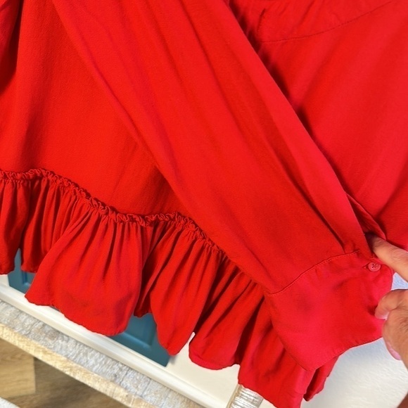 Cloth & Stone by Anthropolgie Red Long Sleeve Tie Back Top Blouse Size small - Picture 8 of 11